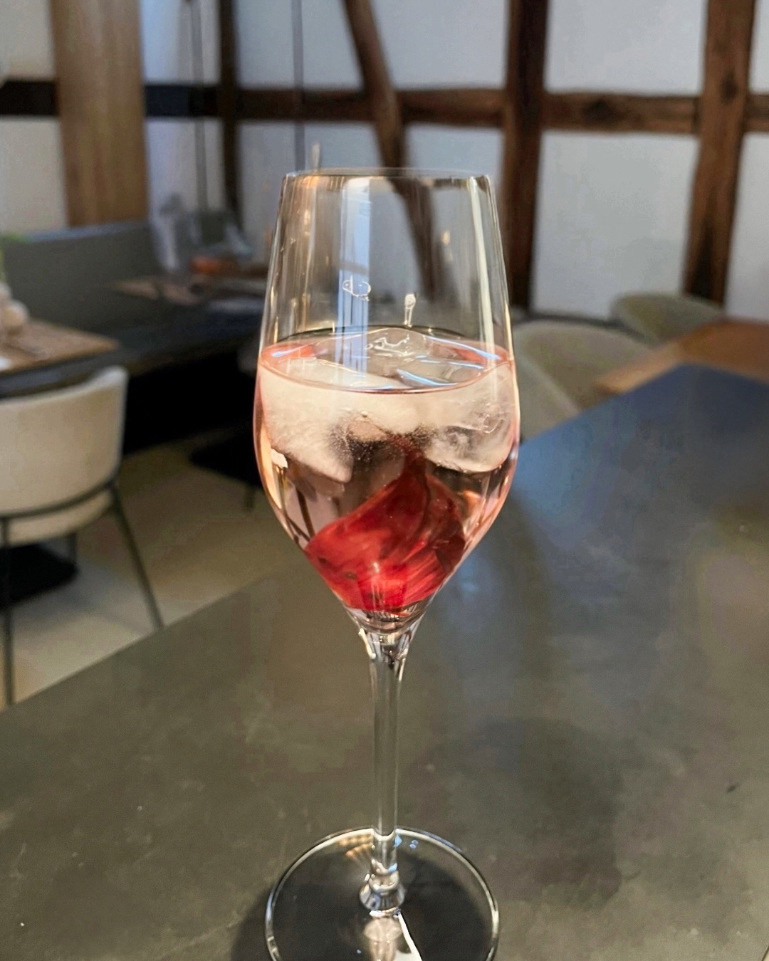 Unser Special Drink an Valentinstag 🌹

#knittlingen #enzkreis #faustgeburtshaus  #welovefaust#gasthausfaust dasfaustgasthaus appartements dasfaustknittlingen faustappartementsfood catering foodlover