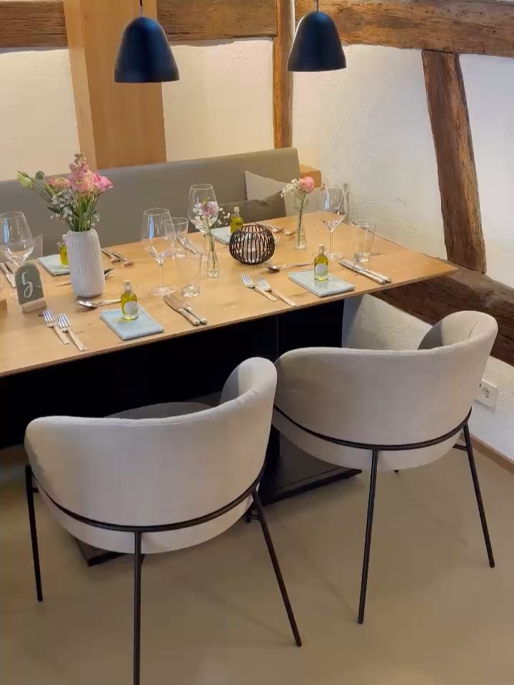 Gestern durften wir im Gasthaus Faust eine wunderschöne Hochzeit begleiten 💍✨
Es hat uns sehr gefreut, Teil dieses besonderen Tages zu sein und dazu beitragen zu dürfen. Vielen Dank für euer Vertrauen 🤍

#knittlingen #enzkreis #faustgeburtshaus  #welovefaust#gasthausfaust dasfaustgasthaus appartementsfaustappartements dasfaustknittlingen food catering foodlover